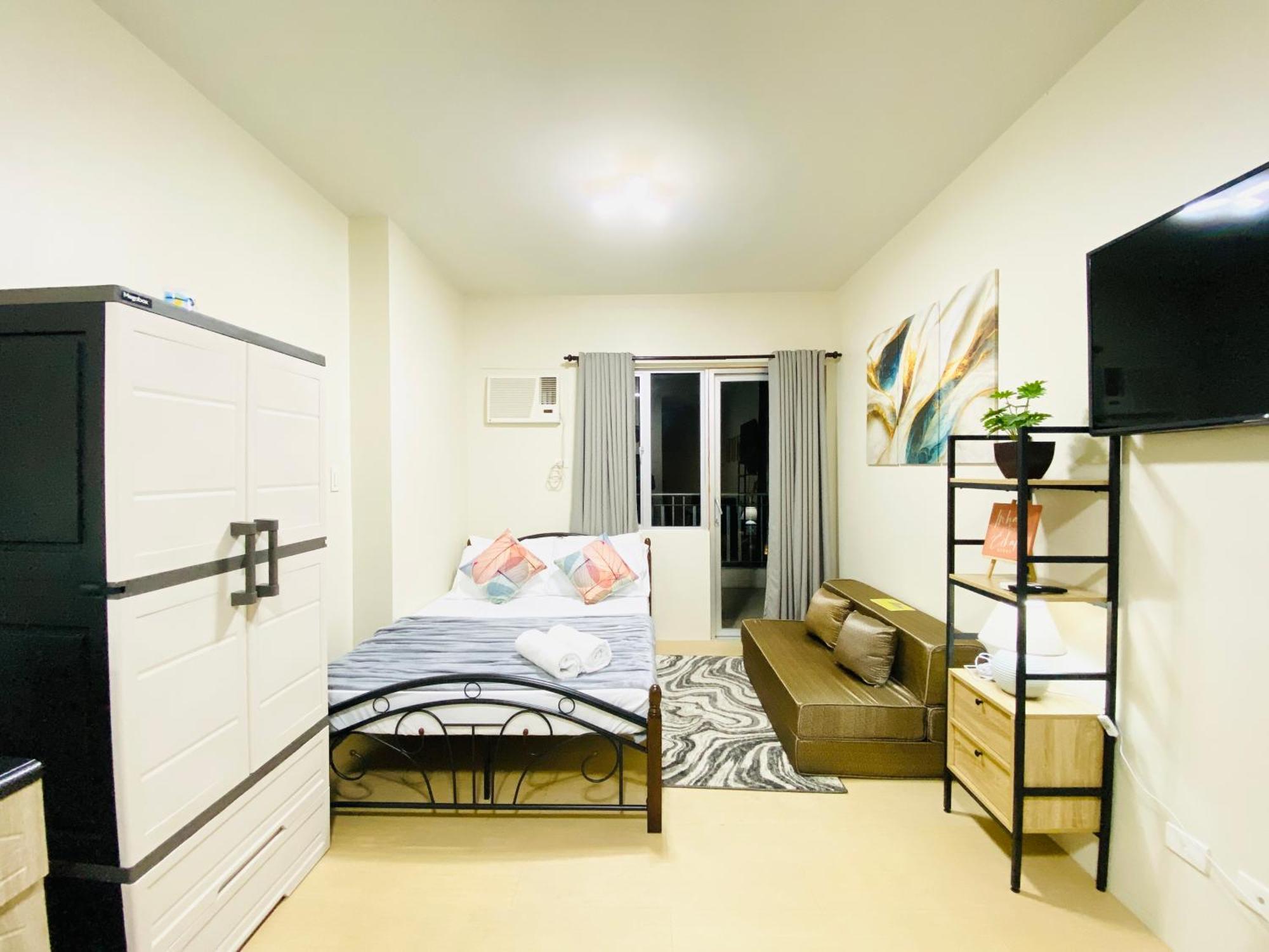 Apartment Avida Tower By P And J *